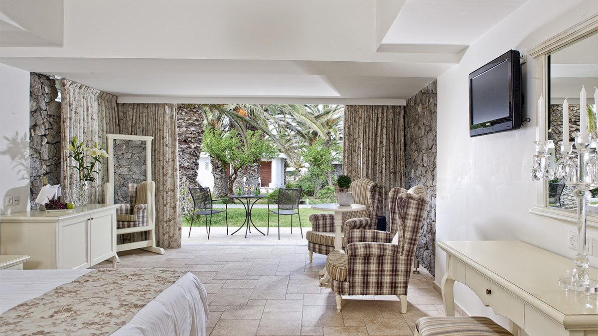 Superior Bungalow Garden View 